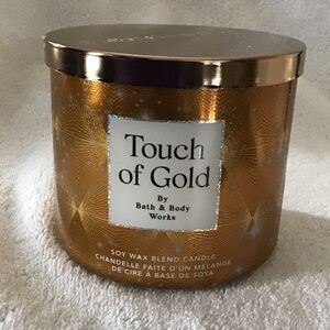 Bath & Body Works 3 wick candle Touch of Gold